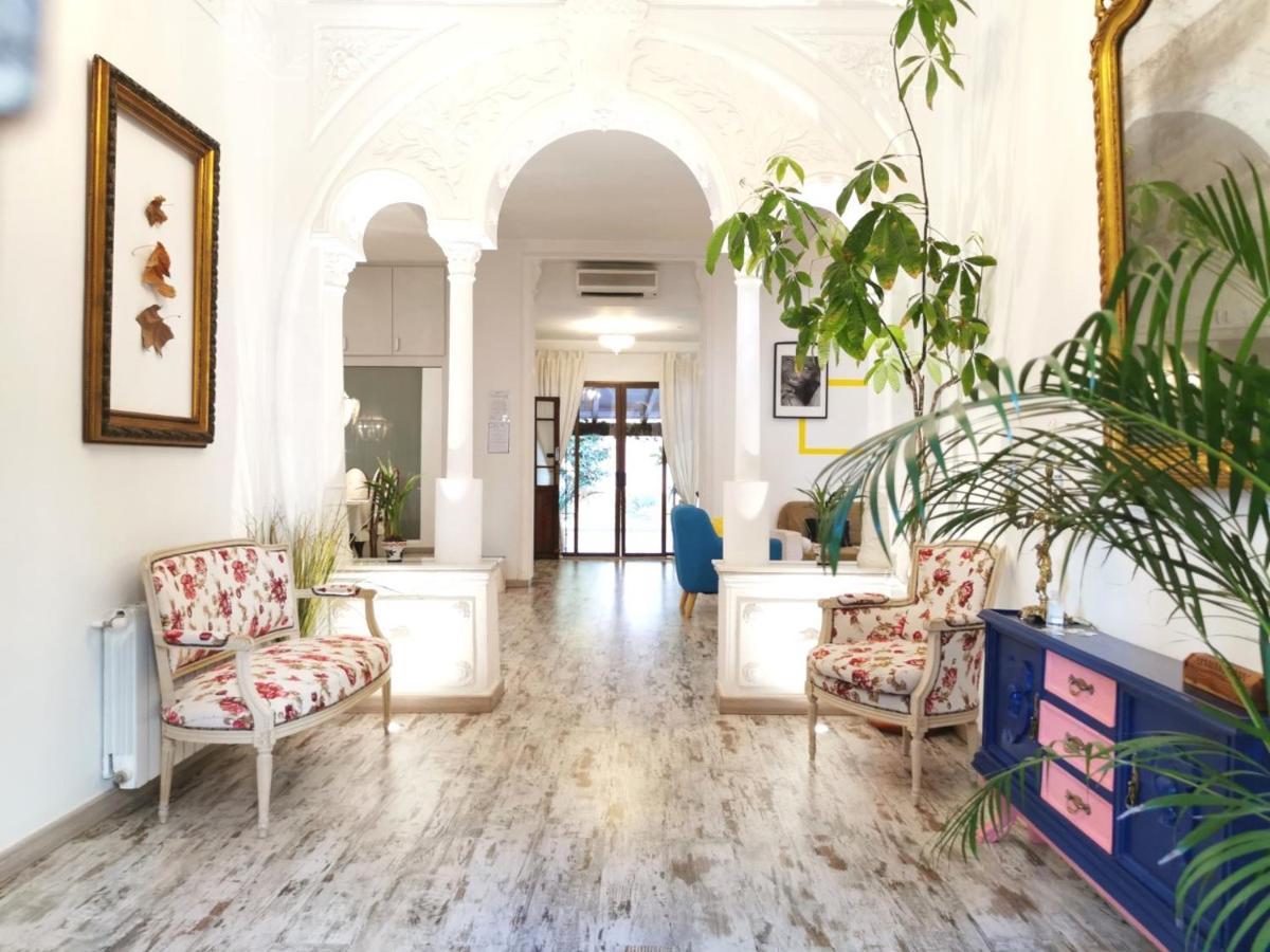 Portrait Boutique Guesthouse バレンシア エクステリア 写真
