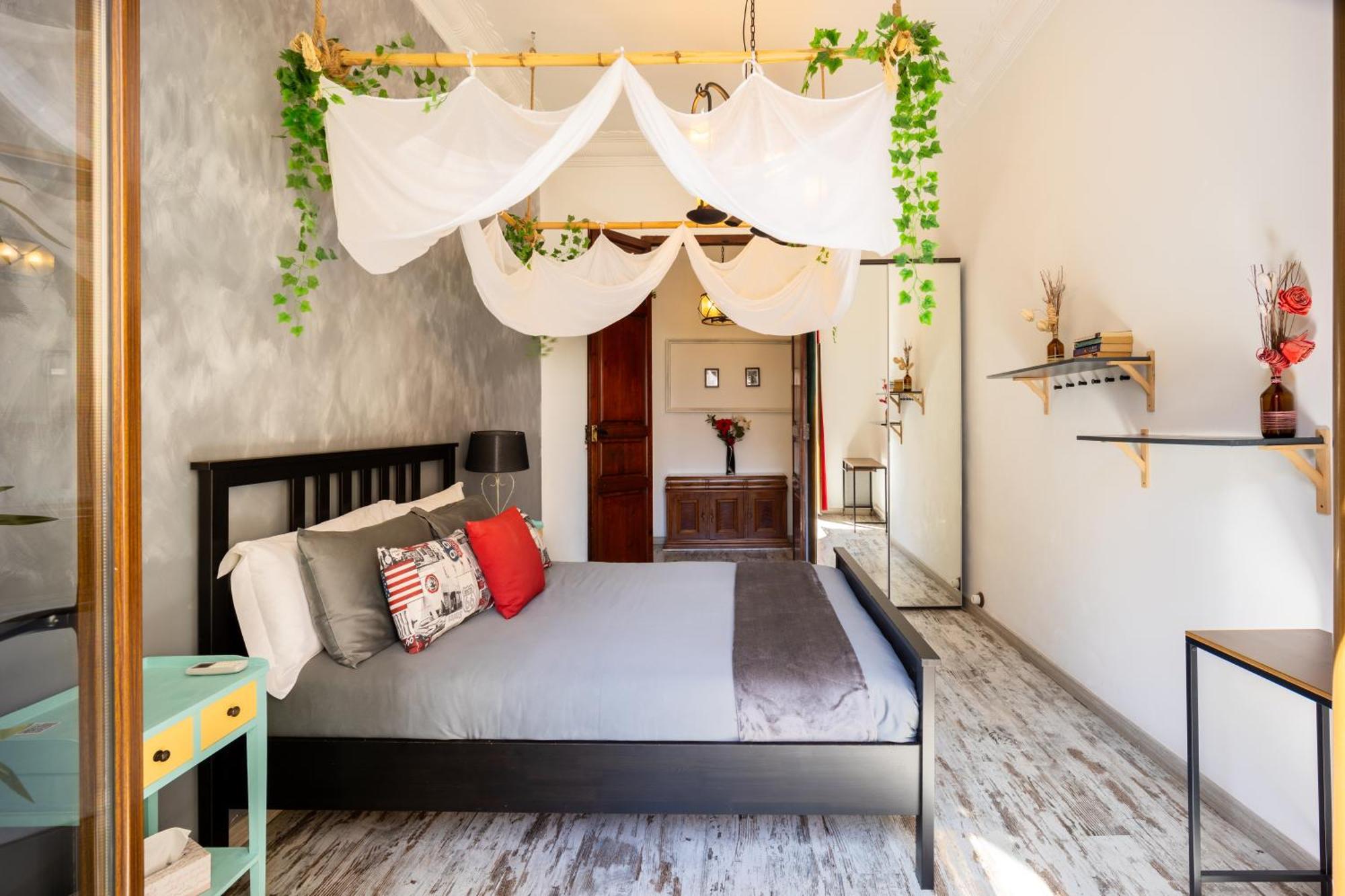 Portrait Boutique Guesthouse バレンシア エクステリア 写真